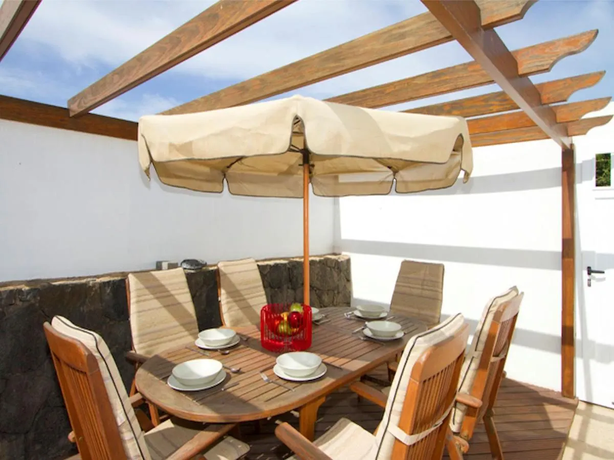 Villa Joanne - 4 Bedroom Villa - Wifi And Air Conditioning - Perfect For Families Puerto del Carmen  Spain