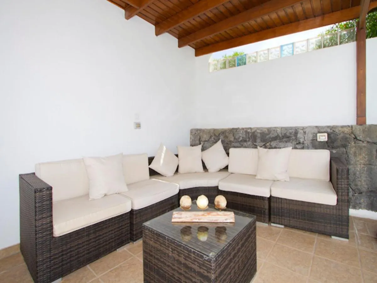 Villa Joanne - 4 Bedroom Villa - Wifi And Air Conditioning - Perfect For Families Puerto del Carmen   Puerto del Carmen (Lanzarote)